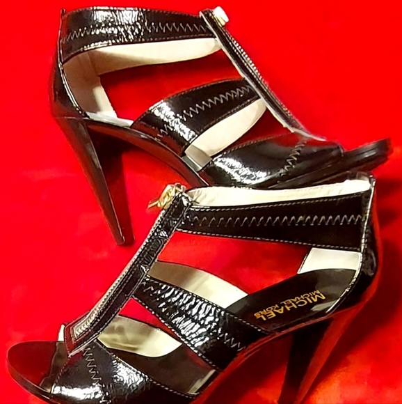 Mk ladies dress sandals 👞 - Picture 3 of 7